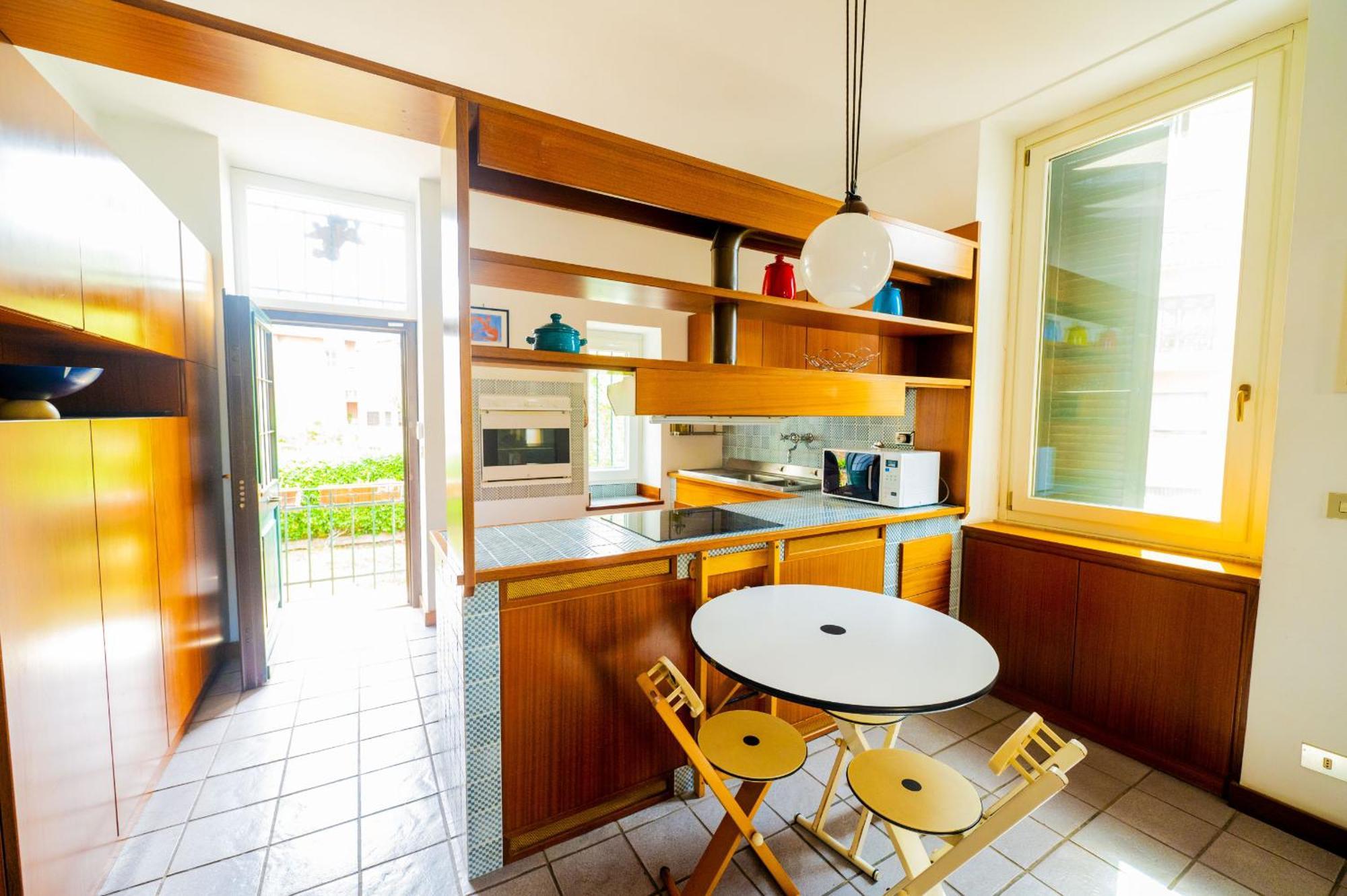 Apartment Lovely 2br House In Beautiful Area *
